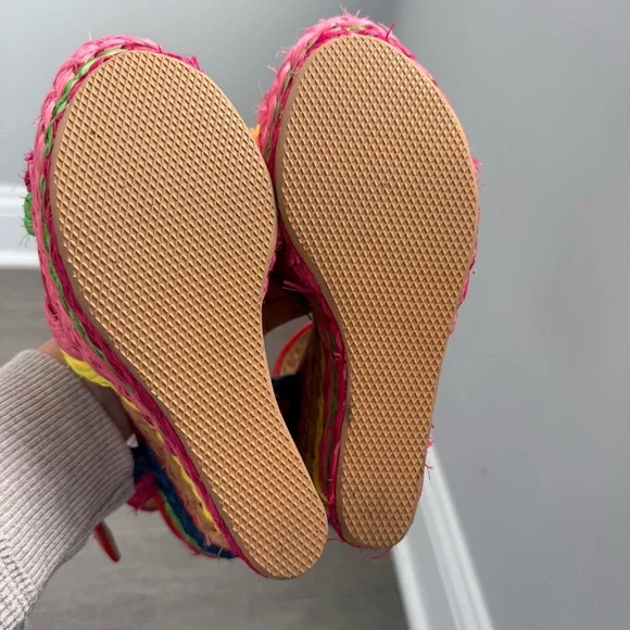 Alice + Olivia Josiey Rainbow Raffia Wedge Sandals Size 8 Colorful Platform Shoe - Picture 15 of 16